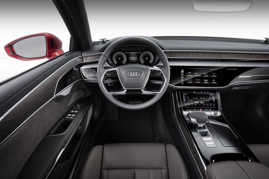 Торпедо Audi A8 50 TDI Quattro (D5) 2017 года  (WW) (фото 12 из 89)